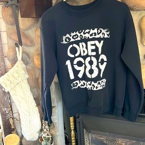Obey sweatshirt